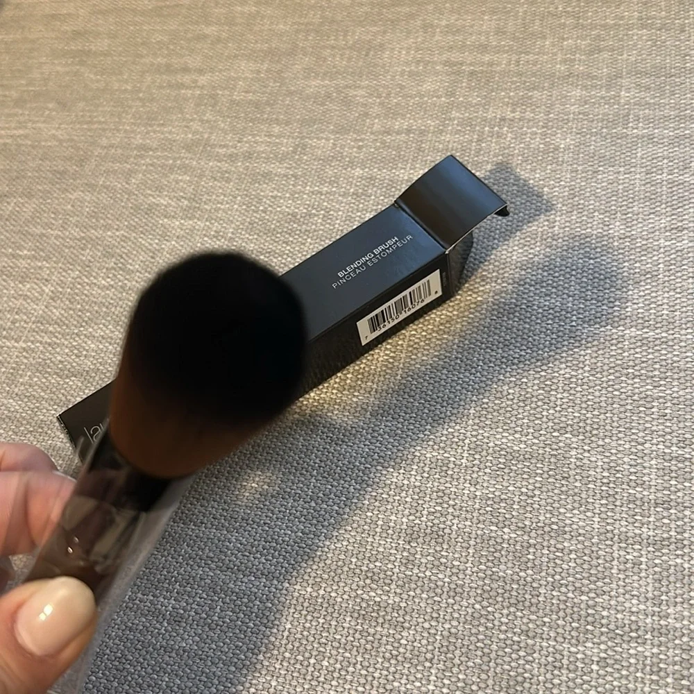 Laura Mercier BLENDING BRUSH New Edition NIB